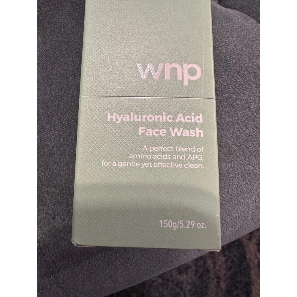 wnp Wake Nature Perfection Hyaluronic Acid Face Wash  5.29oz Hydrating Cleanse